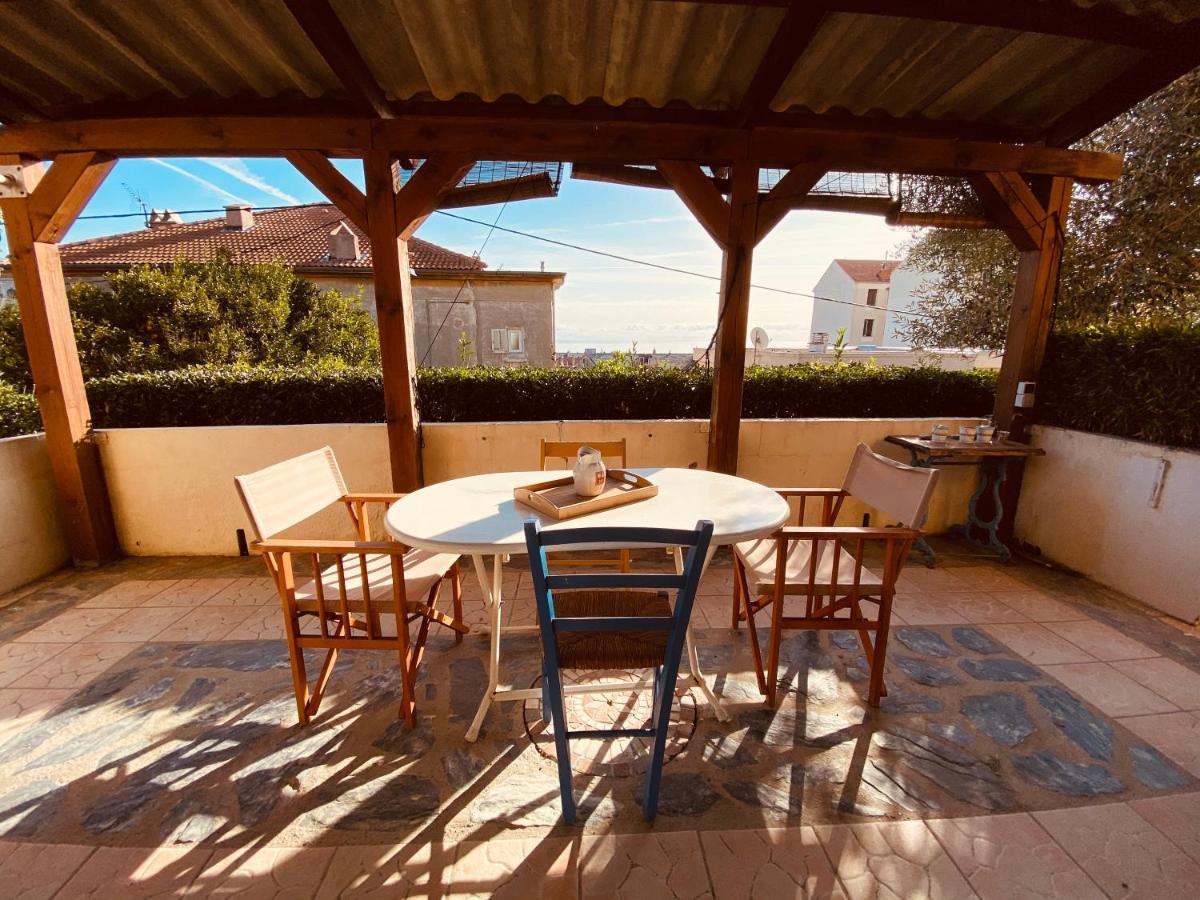 Appartement Un Jardin Dans La Ville *